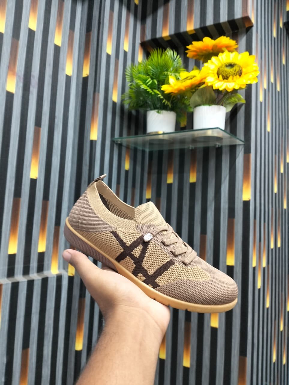 Premium Ladies Casual Sneakers – Stylish & Comfortable
