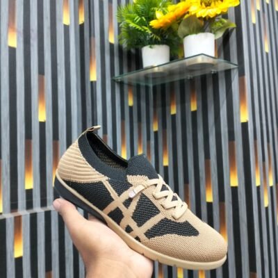Premium Ladies Casual Sneakers – Stylish & Comfortable