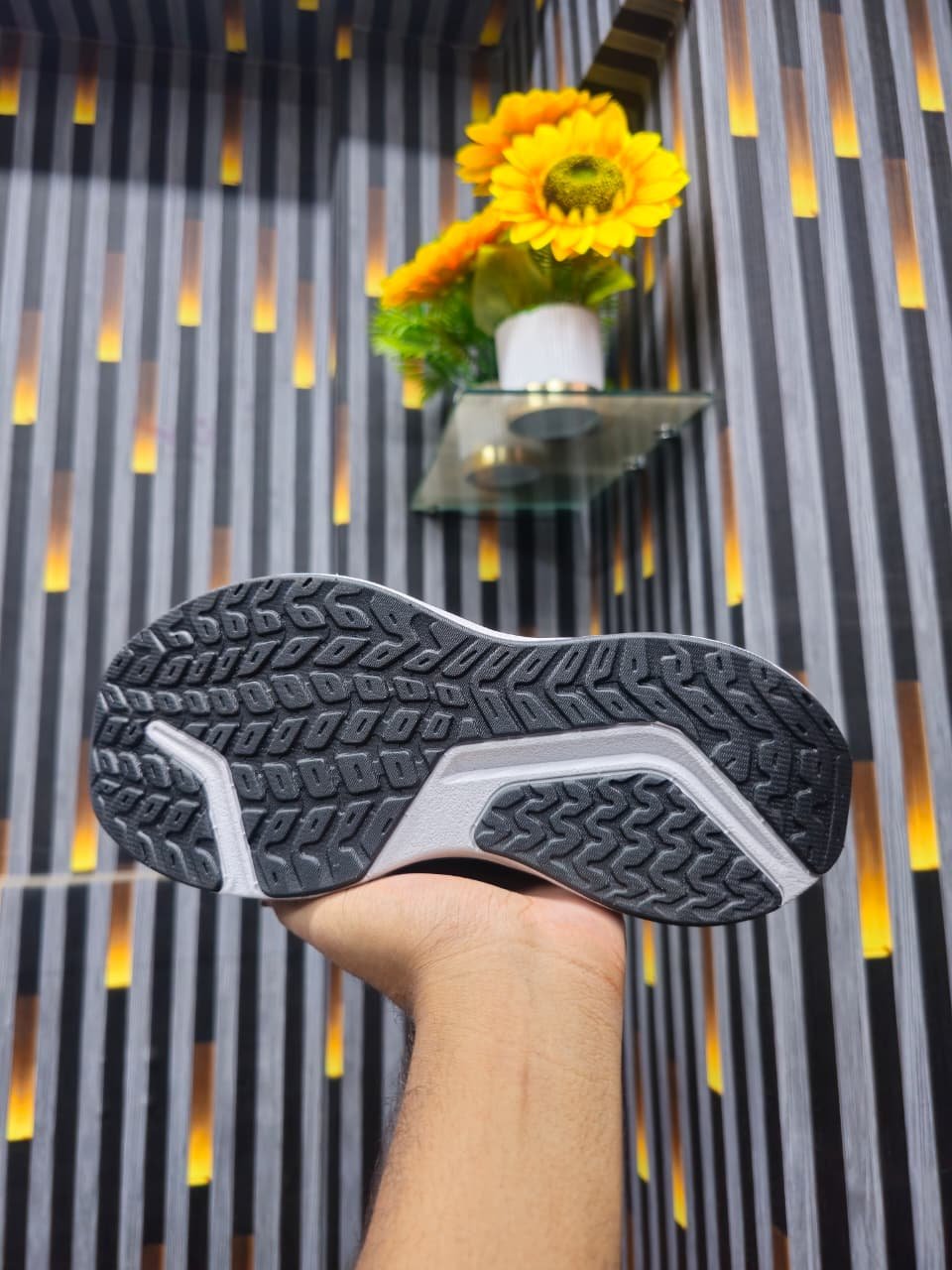 Nike Everyday Performance Running Shoe - Image 4
